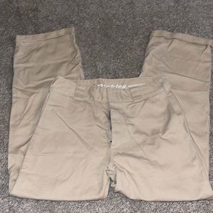 Dickies workers crop toll hem